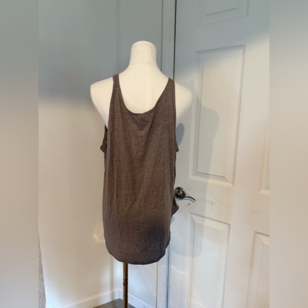 Women’s Boulevard Brewing Co. Tank Top – “Traveled Near & Far” Graphic | Size L - Picture 4 of 9